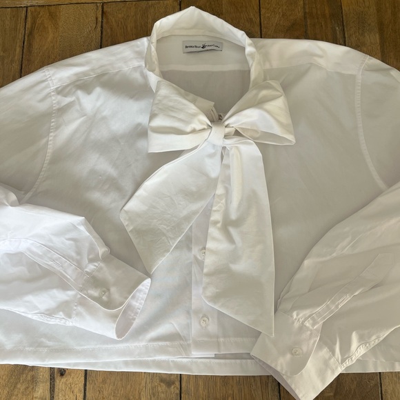 Up-cycled Cropped White Button Down with Oversized Bow - Picture 4 of 5